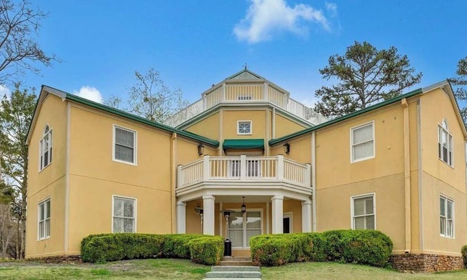 Joppa Apartment | The Lake House on Cherokee Ridge Golf Course 2nd floor
