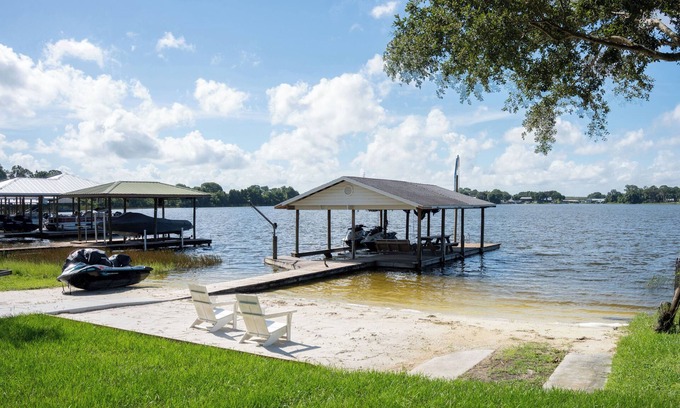 Highland Cottage | The Lake Loft at Redwater