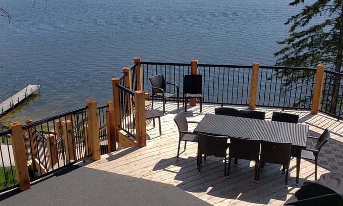 East Gull Lake House | The Lakehouse at Madden's
