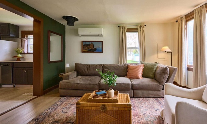 Sylvan Beach House | The Lakeside at Sylvan Cottage | Steps to Lake