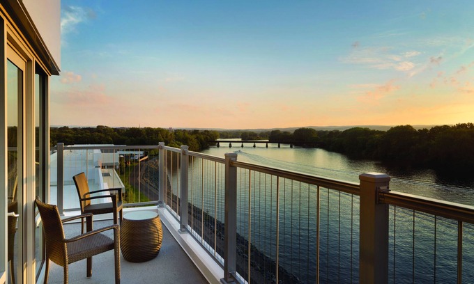 Stockade Historic District Hotel | The Landing Hotel at Rivers Casino & Resort