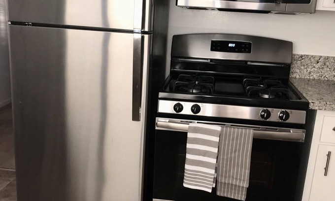 Millbrae Apartment | The Landing Stirp - 5min from SFO