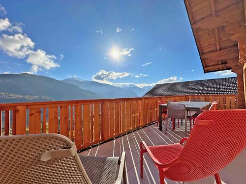 Granges Apartment | The Laughing Cow - 10 mns from Sion and ski