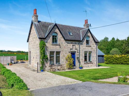 Forres House | The Laurels