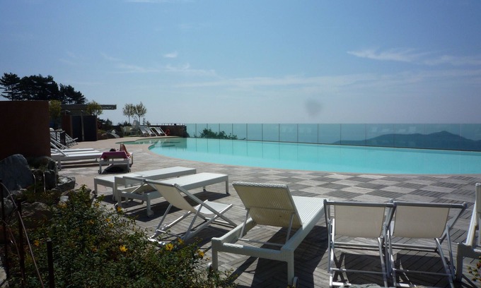 Magliolo Apartment | The Liguria of ancient burgs, a stylish destination for a 5-star stay