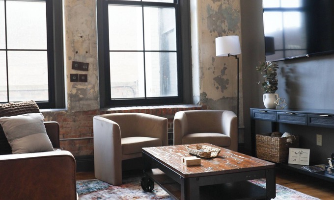 Downtown Toledo Apartment | The Limitless Loft