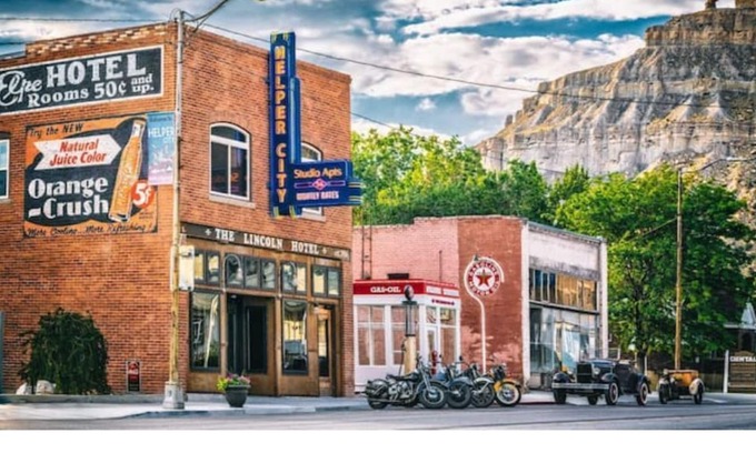Helper Apartment | The Lincoln Hotel - Suite 3