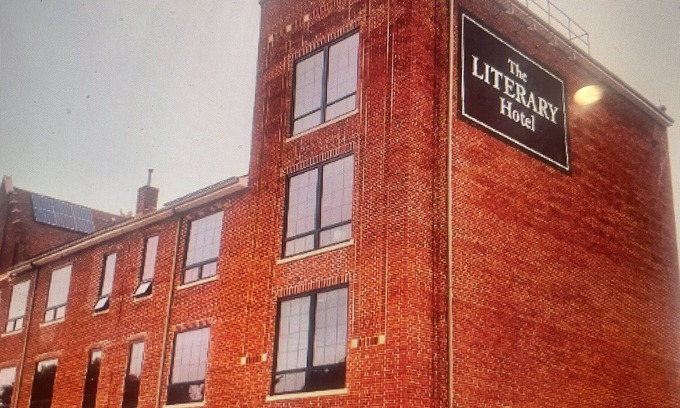 Solon Hotel | The Literary Hotel