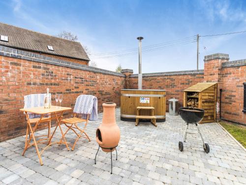 Pontesbury House | The Little House - Uk49129
