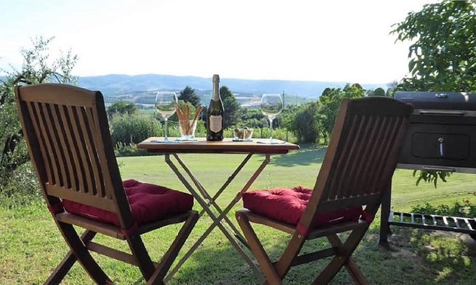 Monteleone d'Orvieto Apartment | The Little Olive Grove at Casa Mimosa