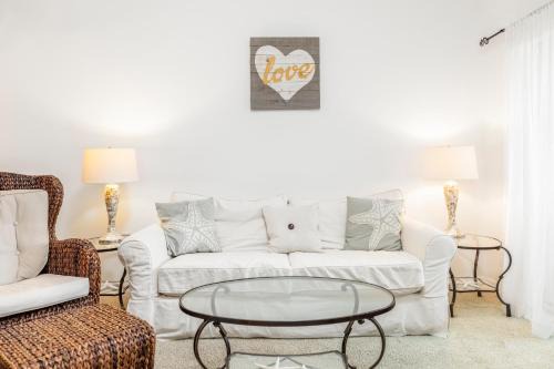 Seagrove Beach House | The Little Pearl on 30A's Eastern Lake