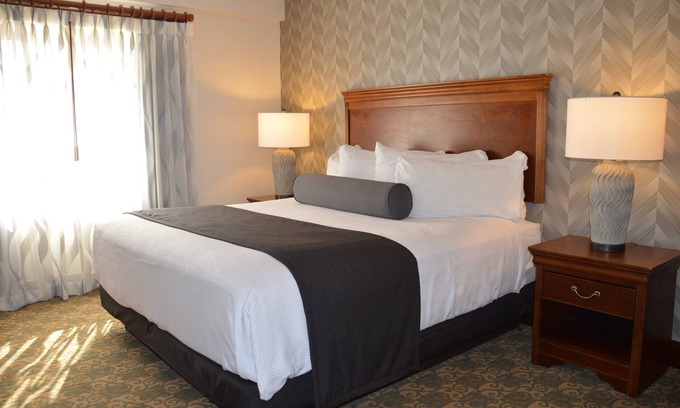 McHenry Apartment | The Lodge at Wisp-1 BDRM Luxury Sleeps 4
