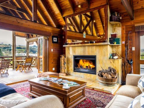 Stellenbosch Cabin | The Log Cabin Lodge