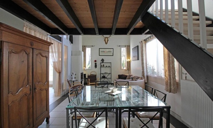 Jau-Dignac-et-Loirac House | The Logis de la Mellerie