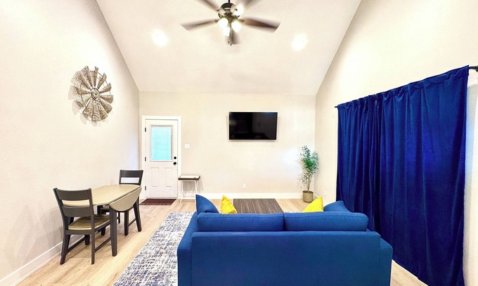 San Angelo House | The Lonestar landing is a Delightful 2 bedroom townhome in San Angelo