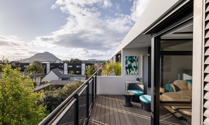 Mount Maunganui Apartment | The Lookout ~ Mount Maunganui - Beyonder Holiday Homes