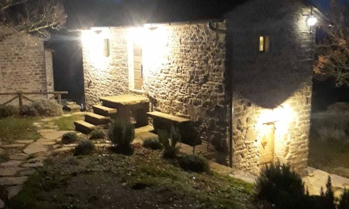 Pieve Santo Stefano House | The lovely apartment for only who are in love !
