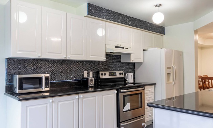 Meadowvale Village House | The Loving Lodge
