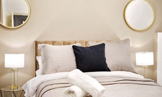 Gravesend Apartment | The Madrian