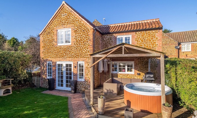 Dersingham Apartment | The Malthouse, Dersingham, Norfolk