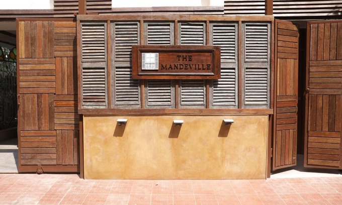Ballygunge Hotel | The Mandeville