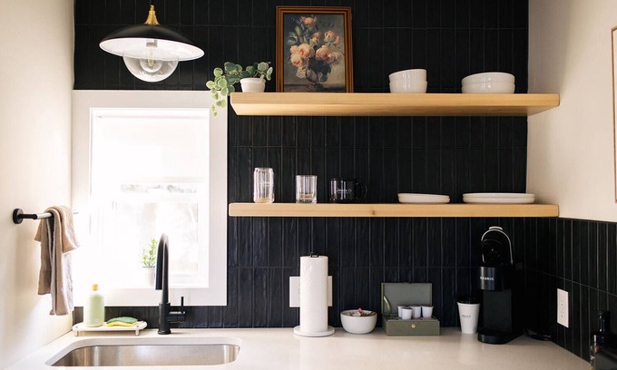 Chambersburg Apartment | The Mane & Co - No. 5