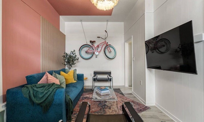 Drumheller Apartment | The Mango | Vibrant Oasis |Sleeps 4 | Downtown Fun
