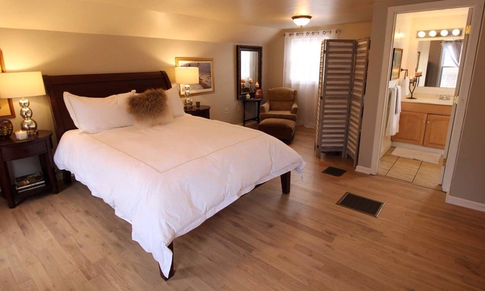 Kingston House | The Manor, Mid-Town