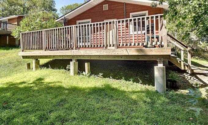 Arden Cottage | The Maple cottage in Lake O' Lakes