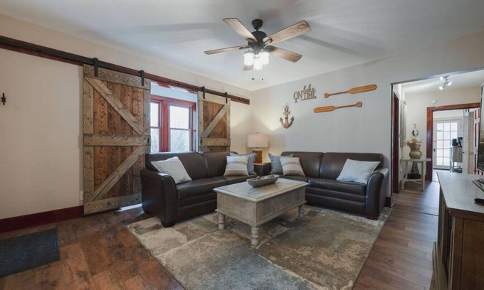 Lakeside Condo | The Marblehead Inn - Limestones