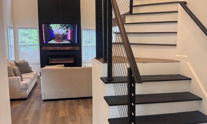 Clarkdale House | The Marietta Grand Suite