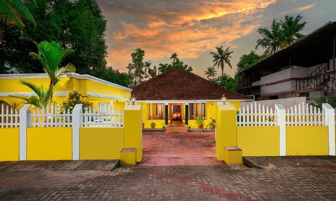 Sea View Ward House | The Mayflower - Heritage Villa