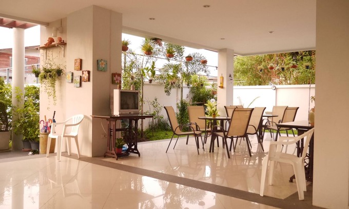 Nuanchan Apartment | The Meet Green Apartment