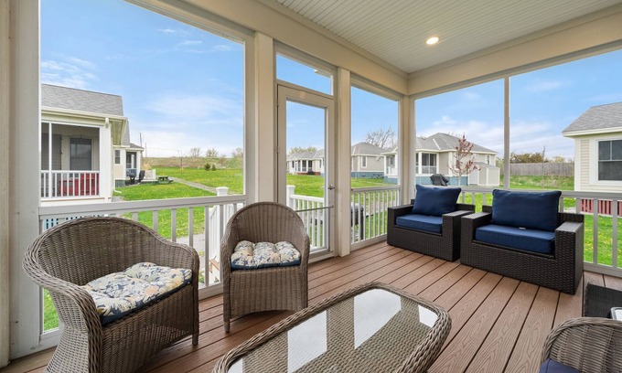 Cherry Valley House | The Merlin - 61 Butternut