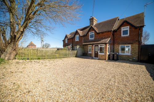 Worth House | The Merriment