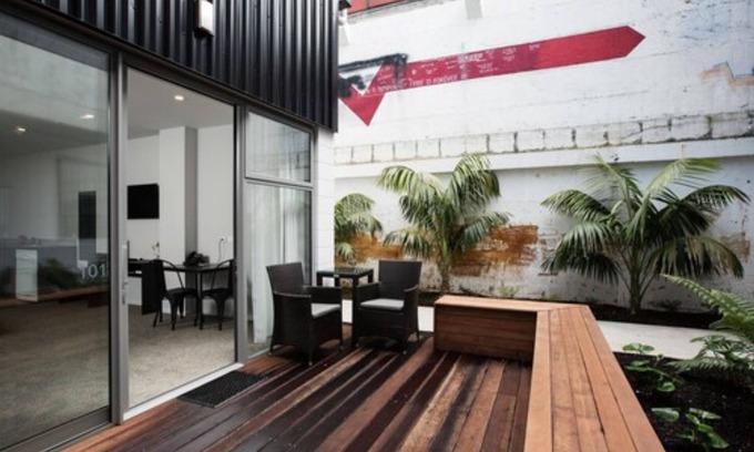 New Plymouth CBD Hotel | The Metrotel Motel