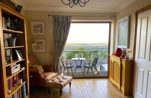 Llantrisant House | The Mews Llantrisant