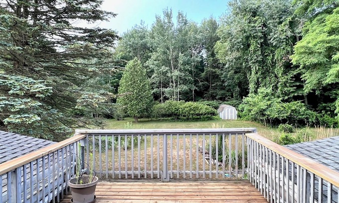 Norton Shores House | The Michigan House