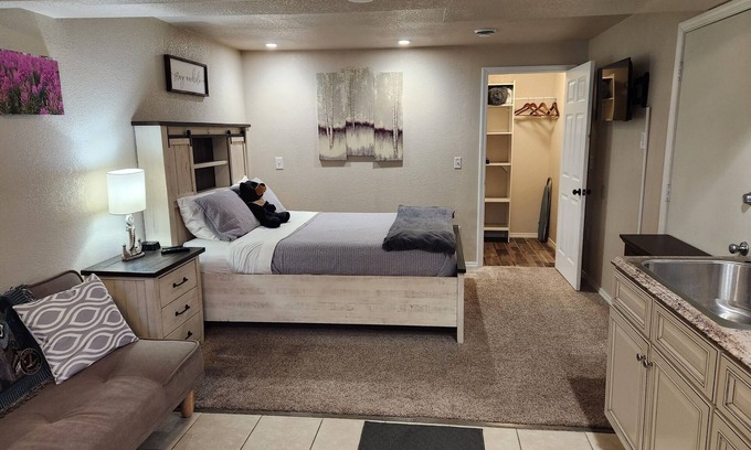 Wasilla Apartment | The Midnight Sun Studio Apartment.