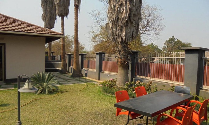Kitwe House | The Milford Lodge