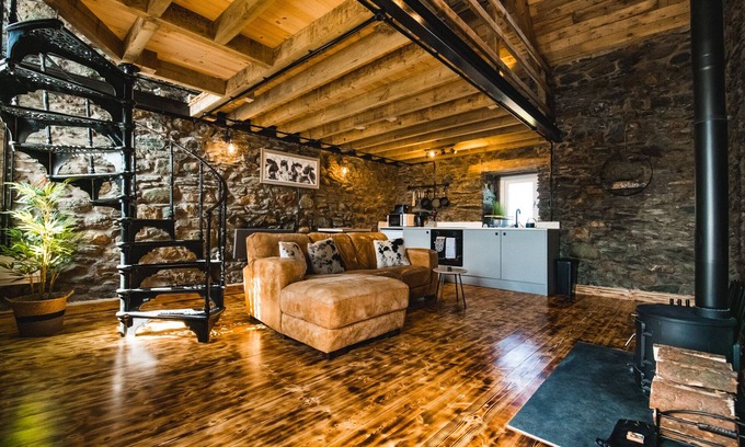 Holyhead Cottage | The Milking Shed at Pencraig