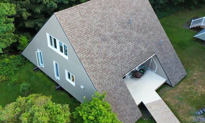Beaupre Ski Chalet | The Misco | Family Chalet | Mont-Ste-Anne | Pool-Nature-BBQ