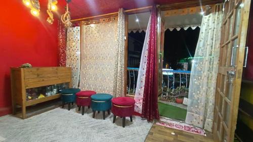 Nainital House | The Money Plant House