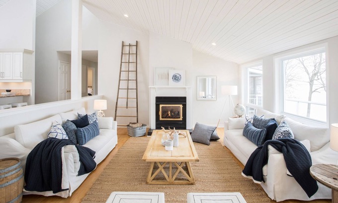 Picton House | The Montauk