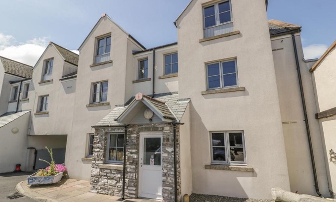 Newton Stewart Apartment | The Moorings