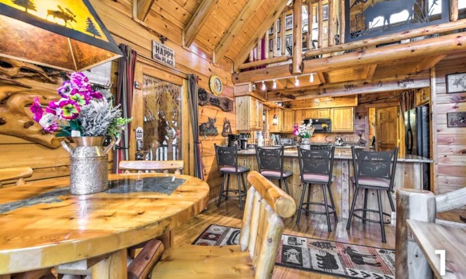 Dandridge Cabin | The Moose Cove Hideaway on the Lake