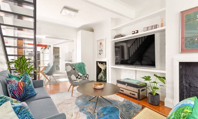 Darlinghurst House | The Mosaic Terrace Charm meets the Local Scene