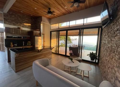 Pacuare Reserve House | The Mountain Vacation Rentals