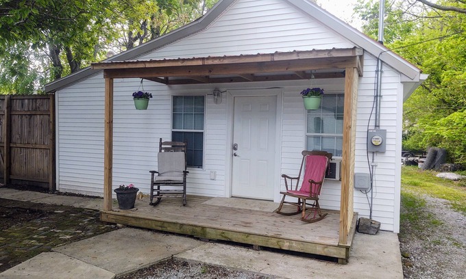 Lebanon Cottage | The Mulberry Cottage