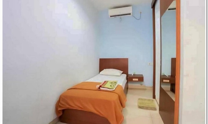 Pekanbaru Hotel | The Nancy's Homestay Pekanbaru Mitra RedDoorz